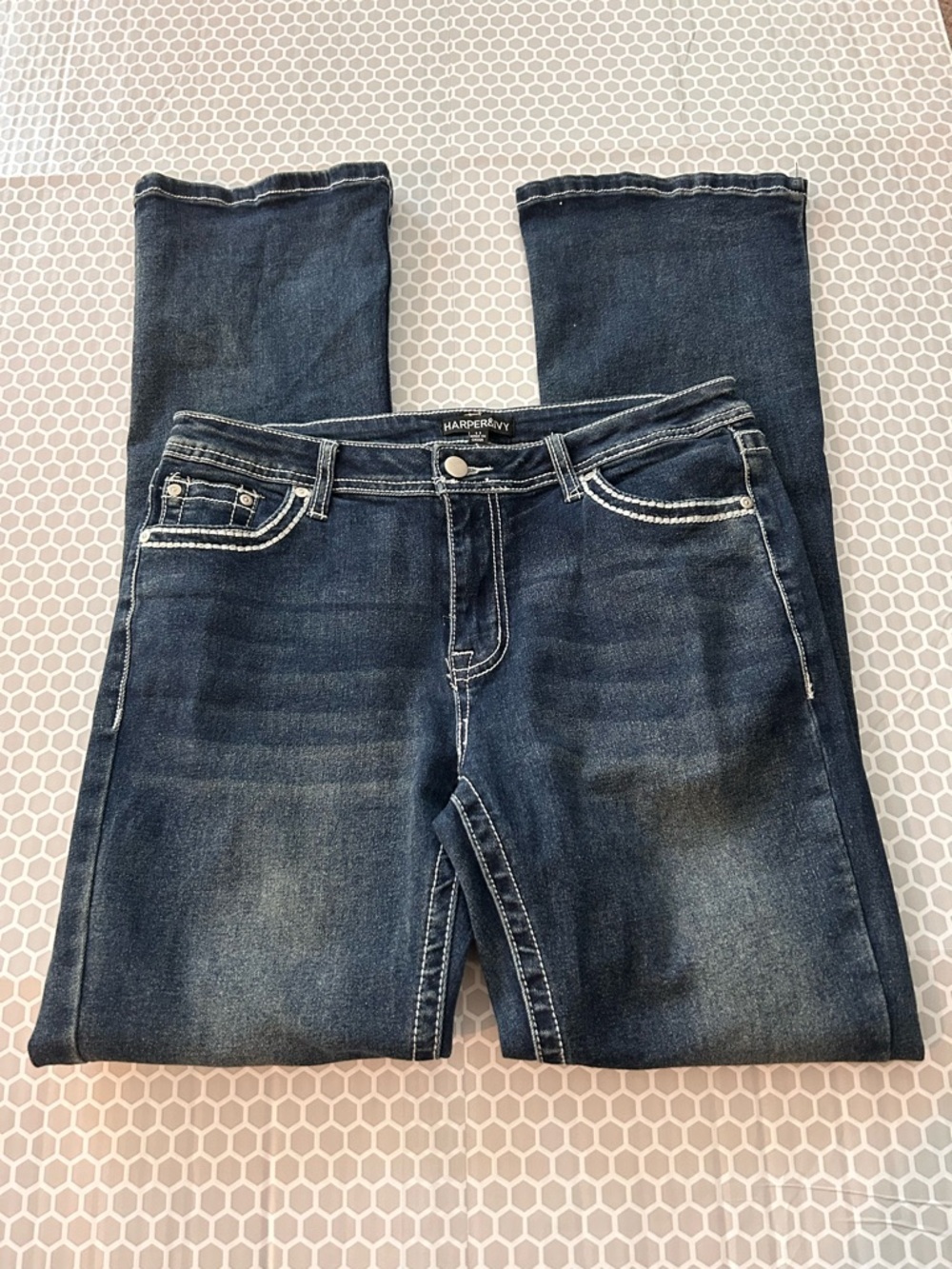 Harper & Ivy Dark Blue Boot Cut Jeans with White Embroidered Pocket. Size 11 - Picture 3 of 9